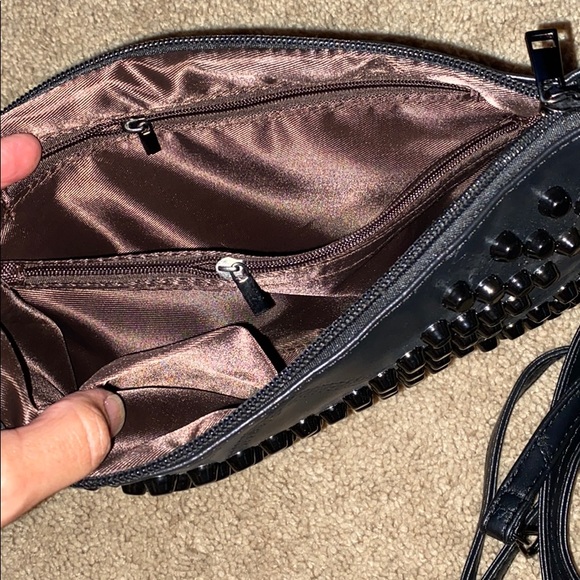 🌟🌟Fabulous studded Clutch/Crossbody Purse - Picture 4 of 5